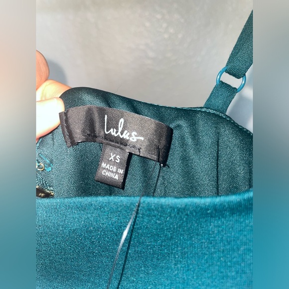 Emerald Green Lulus Dress - Work or Special Event | Size XS - Picture 4 of 6